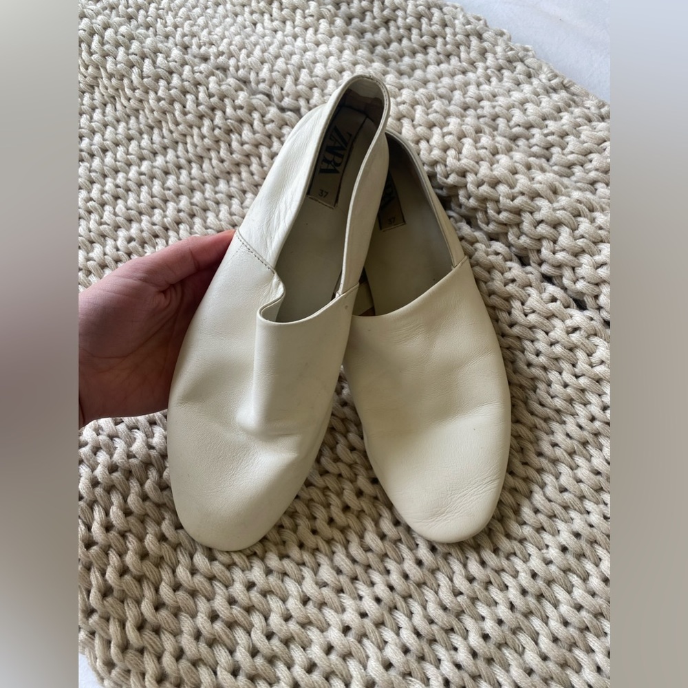 Zara white leather flats